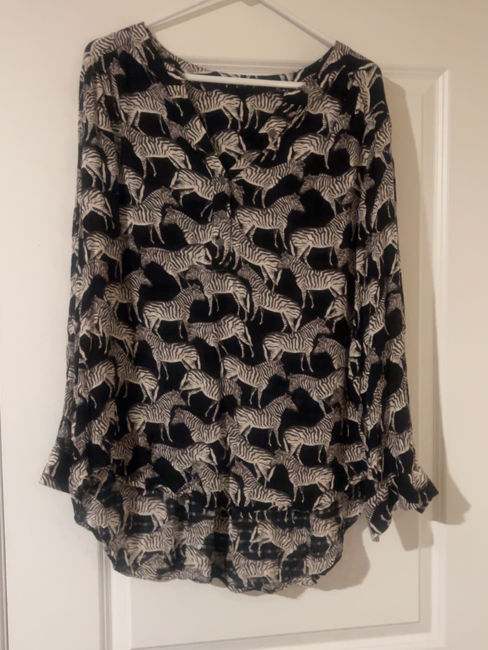 Jane and Delancey Black and White Zebra Print Long Sleeve Top